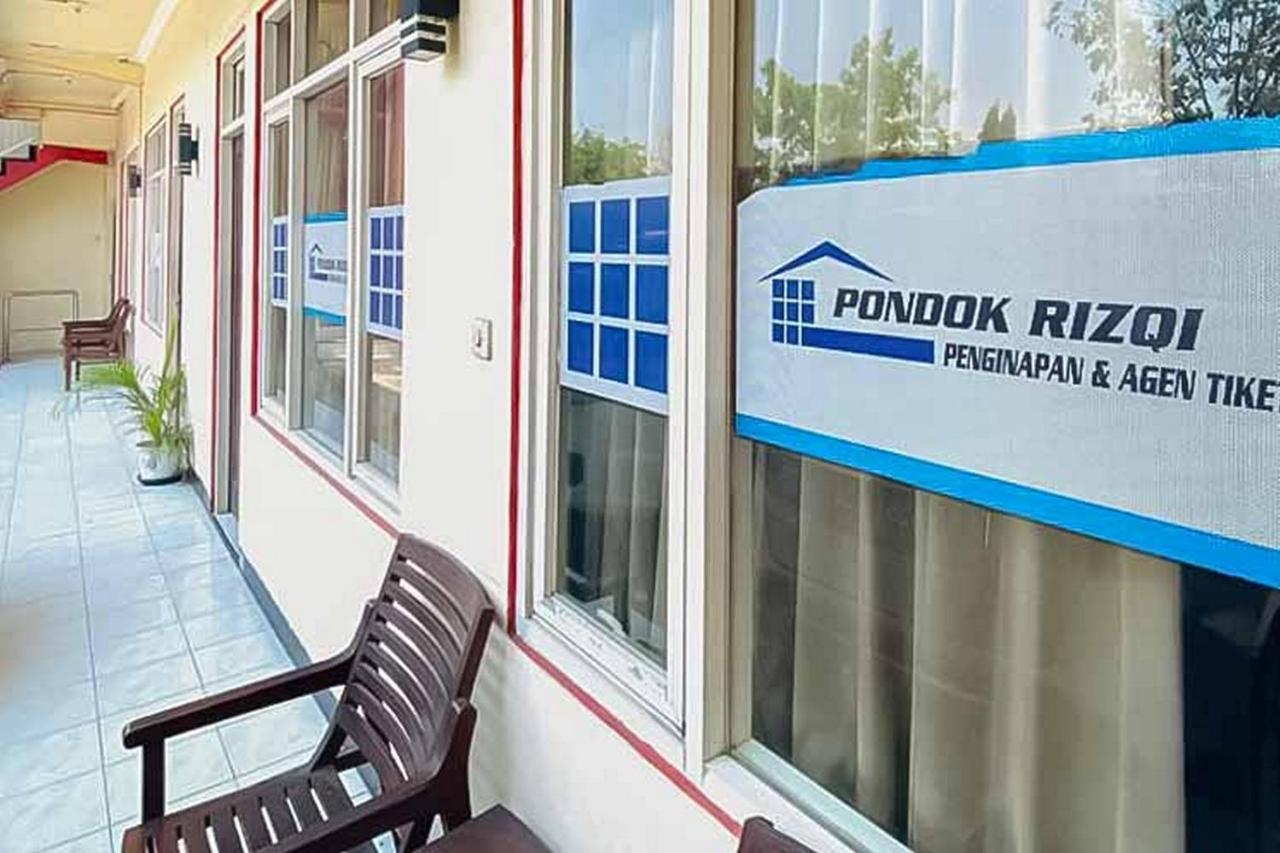 Penginapan Pondok Rizqi Syariah Brebek Extérieur photo