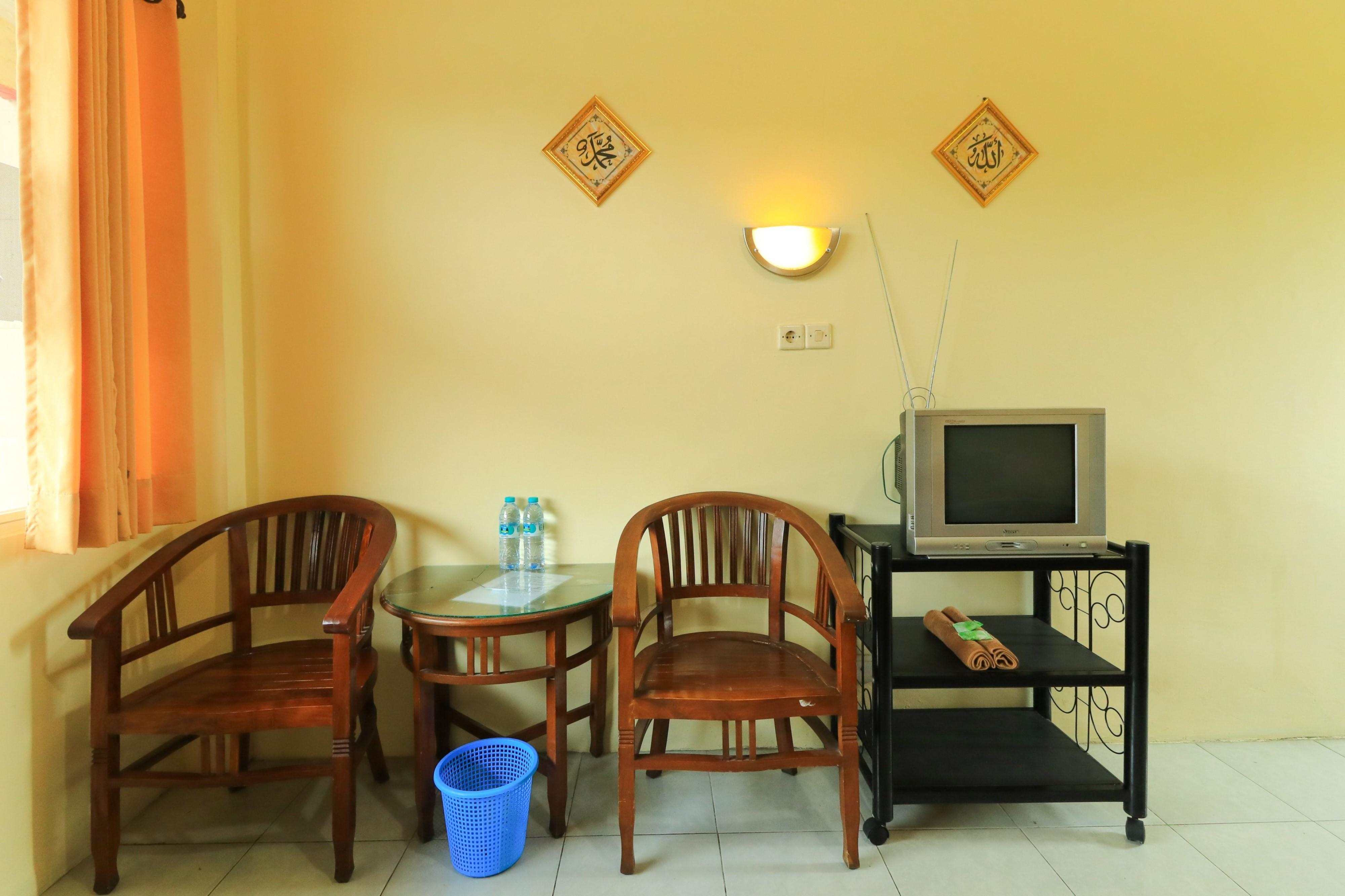 Penginapan Pondok Rizqi Syariah Brebek Extérieur photo