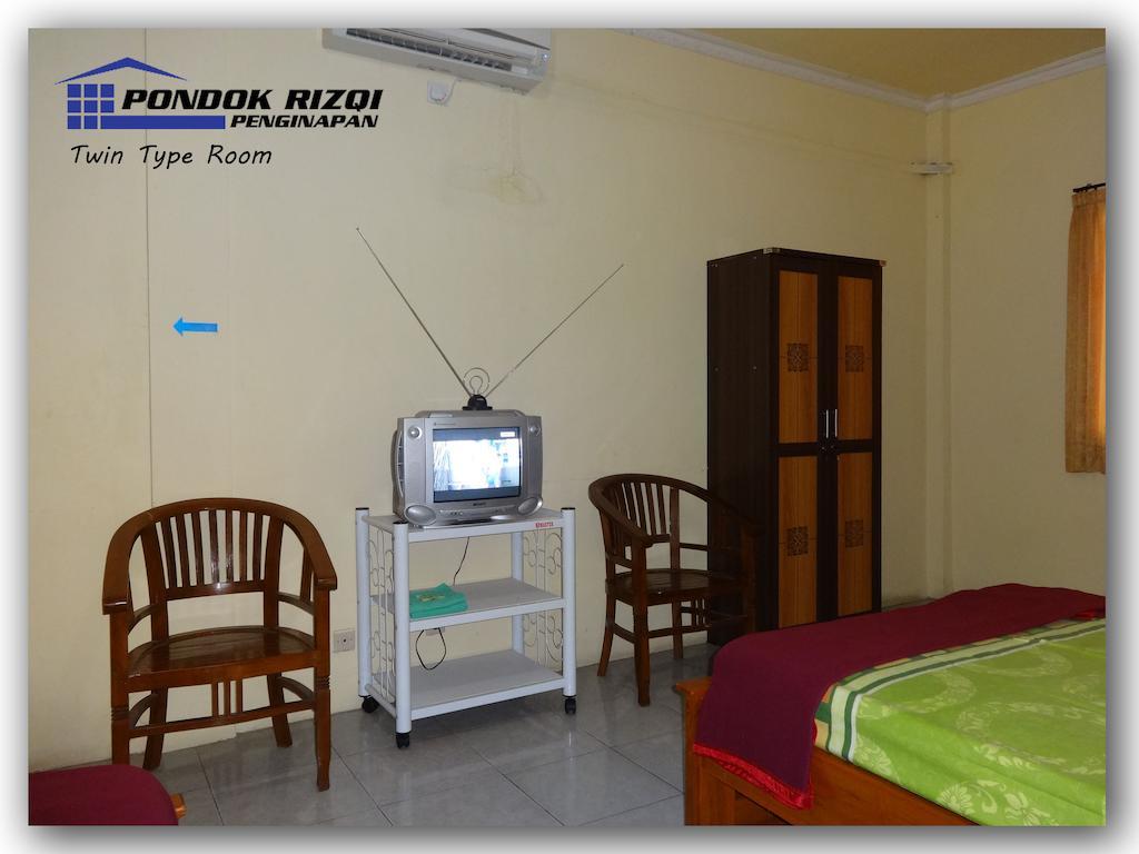 Penginapan Pondok Rizqi Syariah Brebek Chambre photo